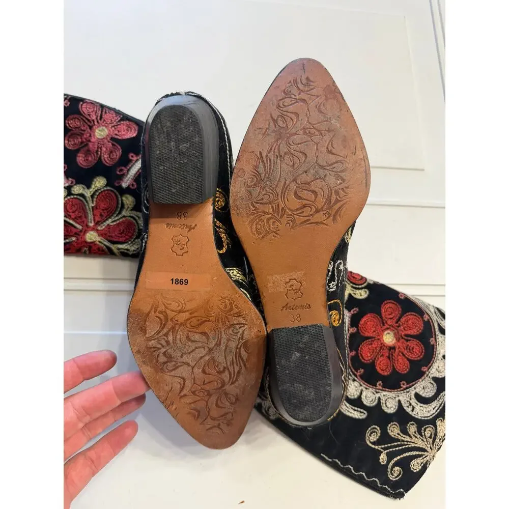Artemis Design Co. artemis womens